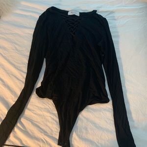 Black vneck body suit